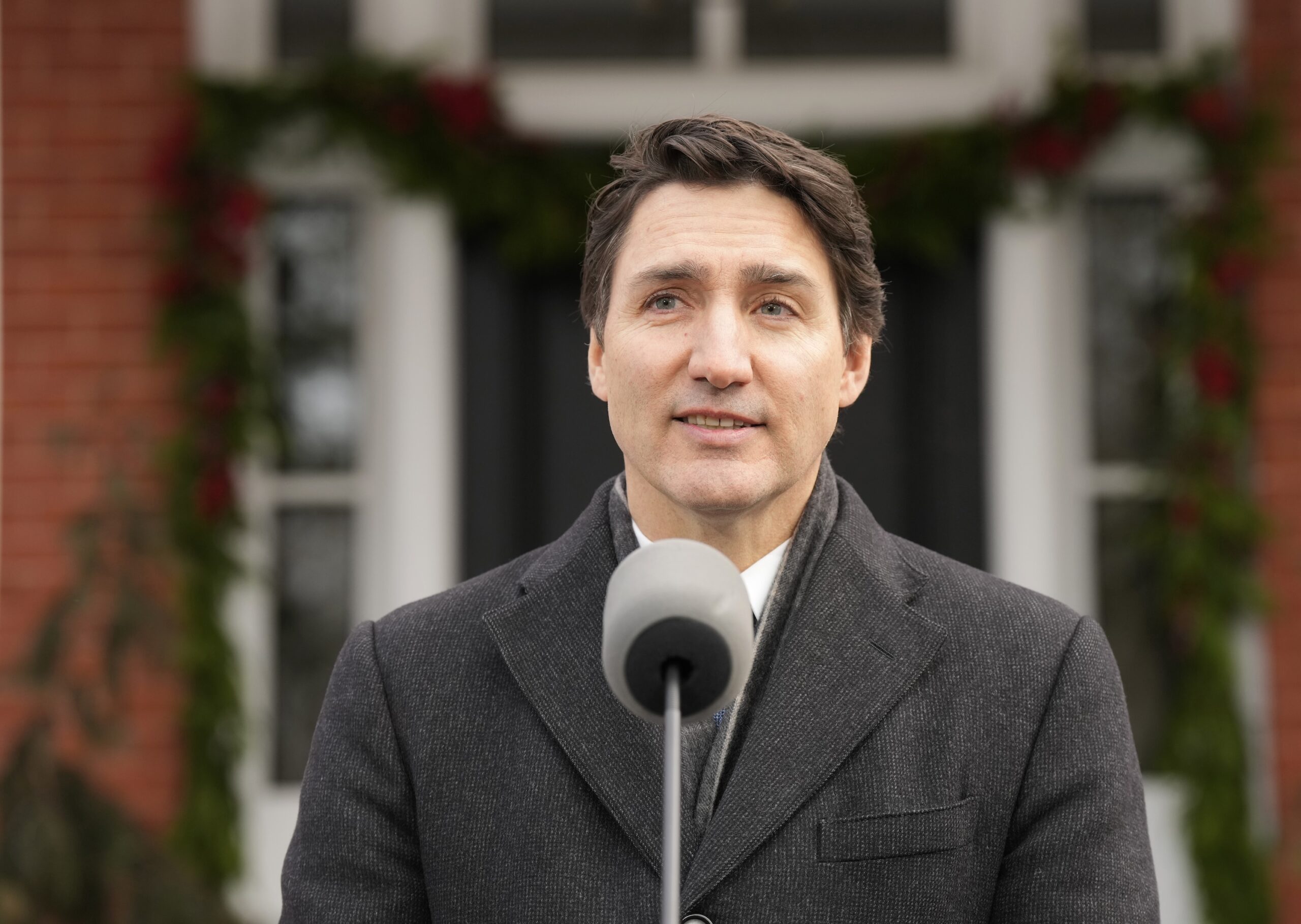 Prime Minister Justin Trudeau makes an announcement outside Rideau Cottage